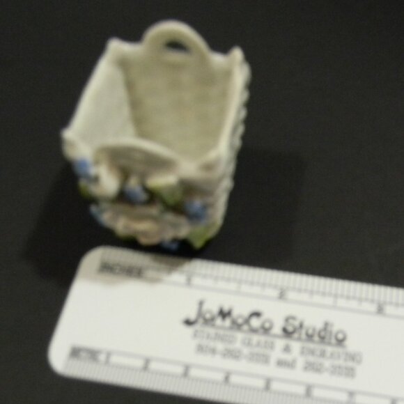 Vintage Mini Porcelain Basket Made In Germany Roses Blue Flowers - Picture 8 of 10